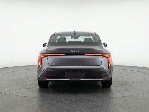 Used 2025 Kia K4 LXS image 7