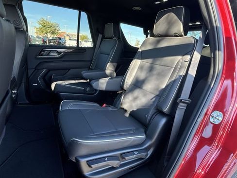 New 2026 GMC Yukon Elevation RWD image 19