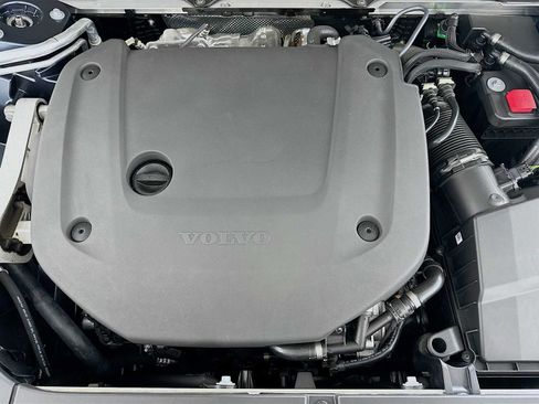 New 2026 Volvo XC90 B6 Plus w/ Protection Package Premier image 30