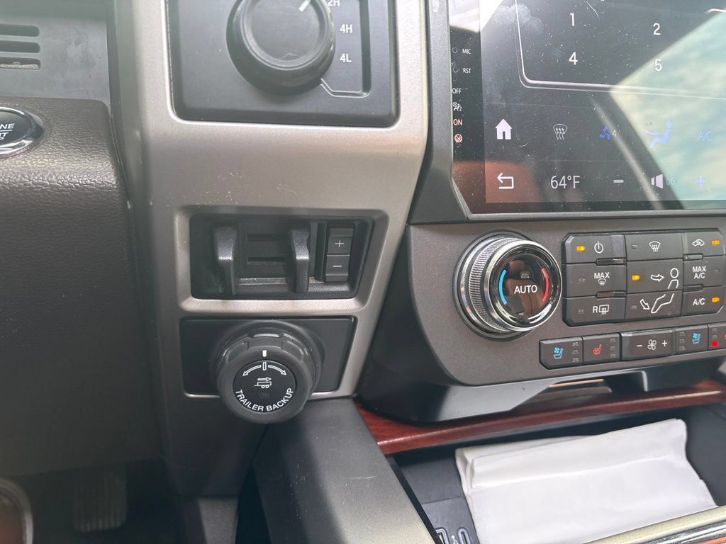 Used 2020 Ford F450 King Ranch w/ King Ranch Ultimate Package AWD/4WD image 13