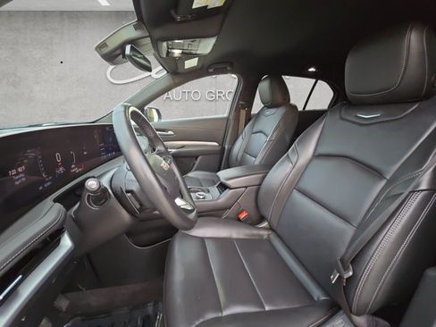 Certified 2025 Cadillac XT4 Premium Luxury AWD/4WD image 20