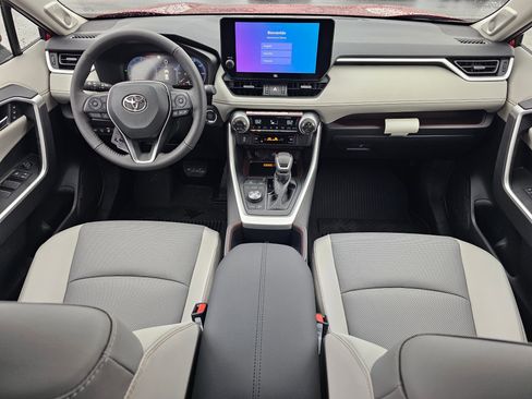 New 2025 Toyota RAV4 Limited image 9