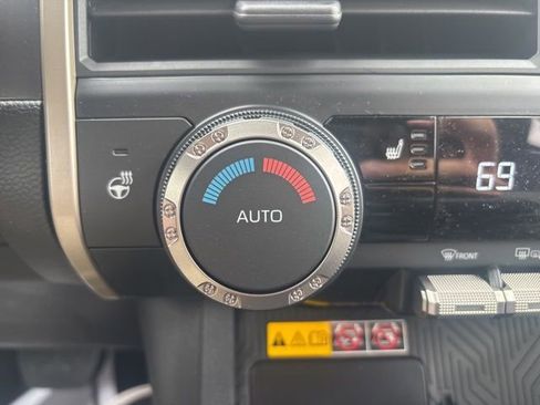 New 2025 Toyota Tacoma TRD Off-Road image 29