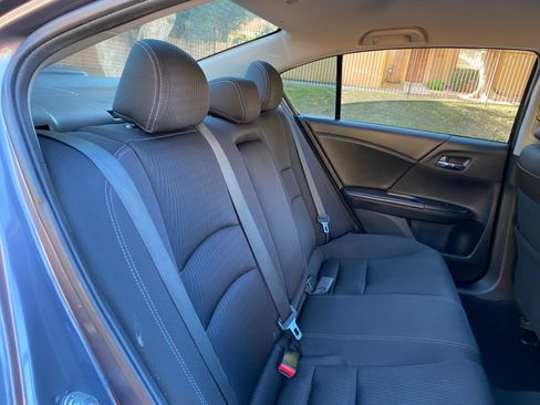 Used 2015 Honda Accord Sport image 35