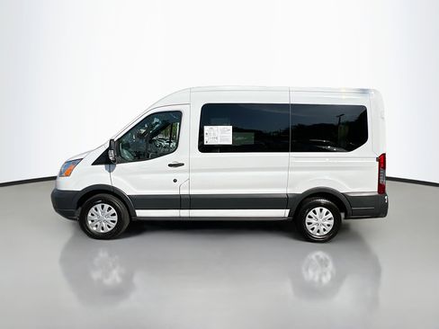 Used 2018 Ford Transit 150 XLT image 9