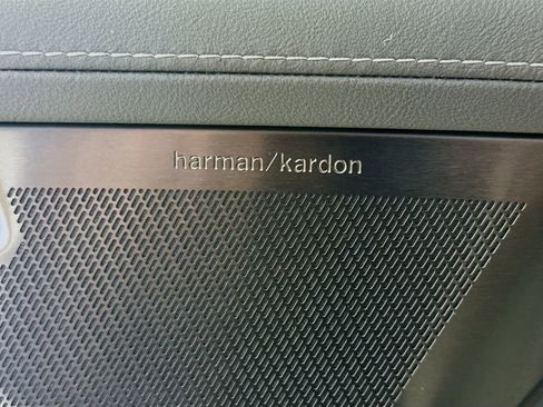 New 2026 Volvo XC90 T8 Ultra w/ Protection Package Premier image 19