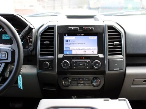 Used 2019 Ford F150 XLT image 15