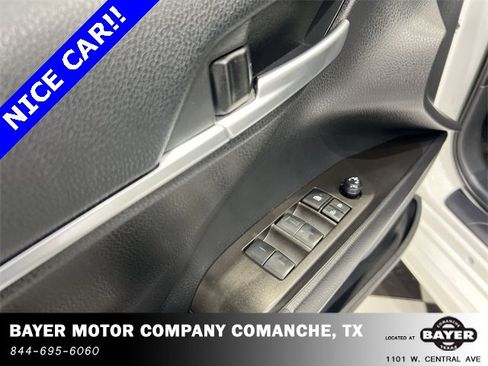 Used 2024 Toyota Camry SE image 22
