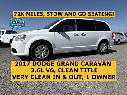 Used 2018 Dodge Grand Caravan SE w/ UConnect Hands-Free Group