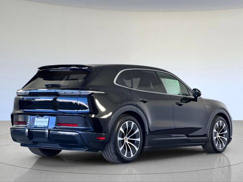 Used 2026 Porsche Cayenne Electric AWD/4WD image 8