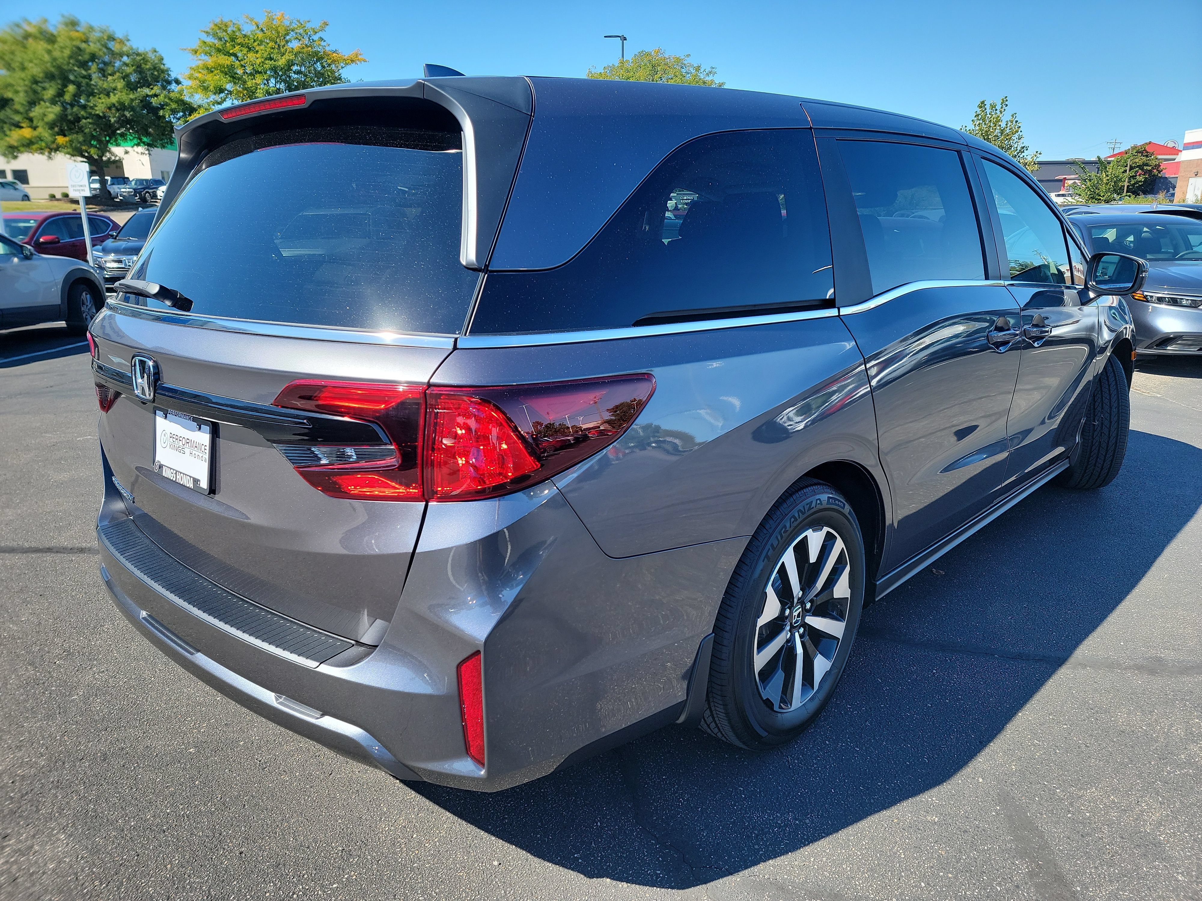 New 2027 Honda Odyssey EX-L image 9