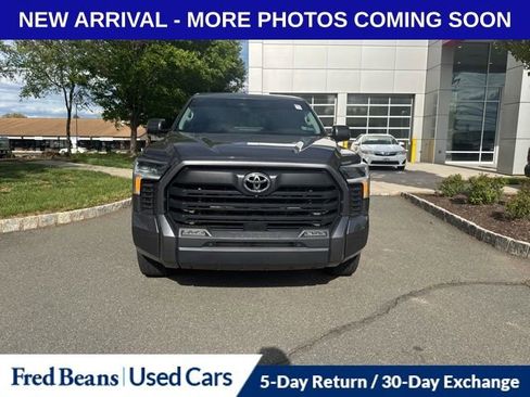 Used 2023 Toyota Tundra SR5 w/ SR5 Premium Package AWD/4WD image 9
