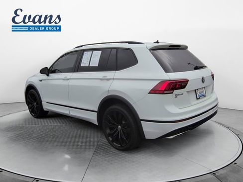 Used 2020 Volkswagen Tiguan SE R-Line image 4