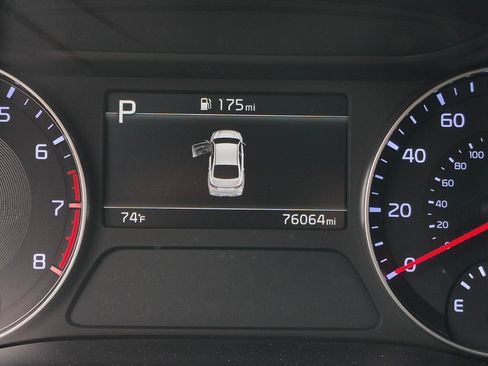 Used 2024 Kia Forte LXS FWD image 14