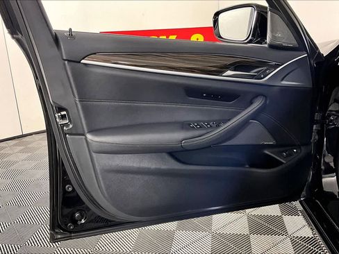 Used 2023 BMW 530e xDrive image 20