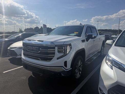 Used 2025 GMC Sierra 1500 SLT w/ SLT Premium Plus Package AWD/4WD image 2