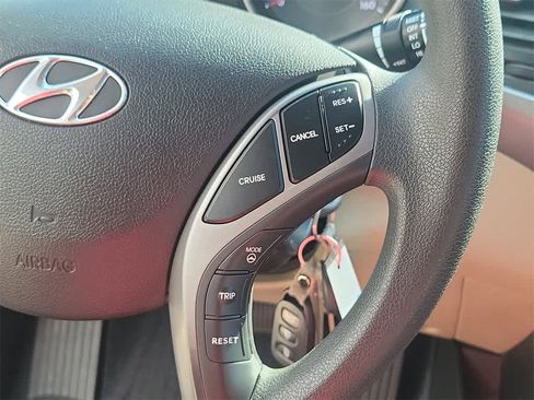 Used 2014 Hyundai Elantra SE w/ Option Group 02 image 27