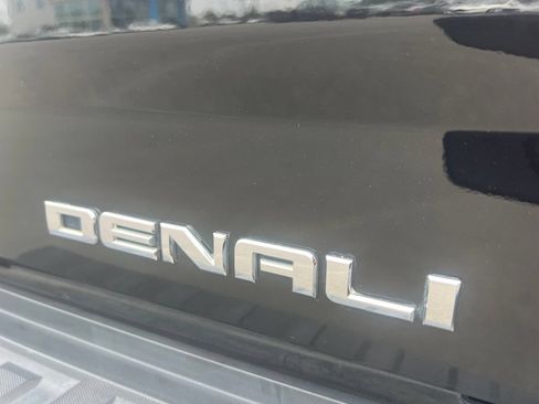Used 2016 GMC Sierra 2500 Denali w/ Duramax Plus Package AWD/4WD image 54