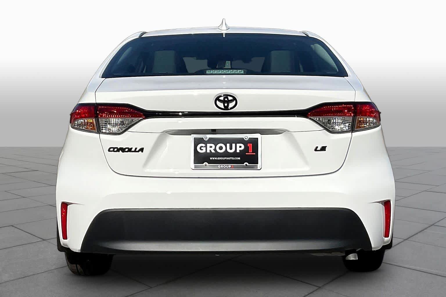 New 2027 Toyota Corolla LE FWD image 4