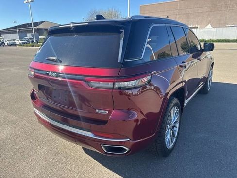 Used 2022 Jeep Grand Cherokee Summit w/ Advanced Protech Group IV image 8