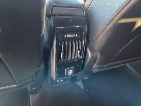 Used 2024 Jeep Compass Latitude AWD/4WD image 8
