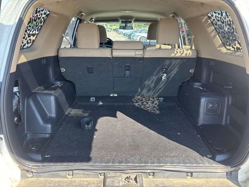 Used 2014 Toyota 4Runner SR5 RWD image 17