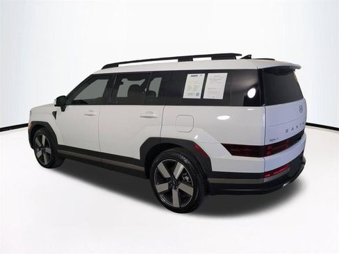 Used 2025 Hyundai Santa Fe Limited image 7