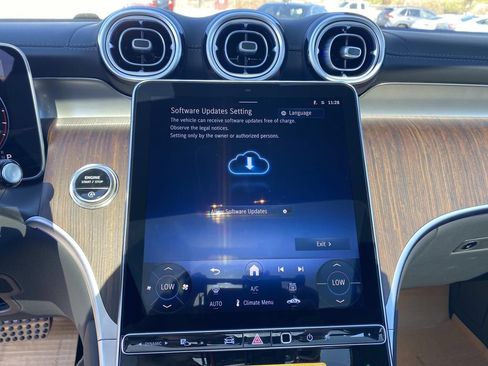 New 2026 Mercedes-Benz GLC 300 image 19