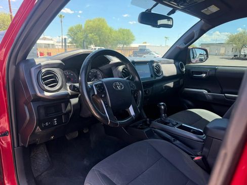 Used 2016 Toyota Tacoma TRD Off-Road w/ Towing Package AWD/4WD image 13