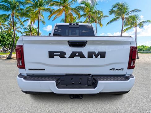 New 2026 RAM 3500 Big Horn AWD/4WD image 4
