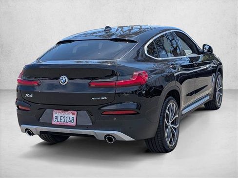 Used 2021 BMW X4 xDrive30i w/ Premium Package AWD/4WD image 5