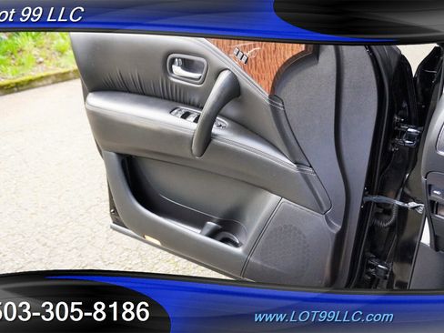 Used 2020 Nissan Armada SL w/ Premium Package image 30