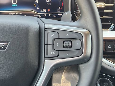 Used 2025 Chevrolet Silverado 1500 LT Trail Boss w/ LT Trail Boss Premium Package AWD/4WD image 28
