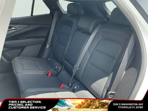 Used 2024 Chevrolet Blazer EV LT AWD/4WD image 27