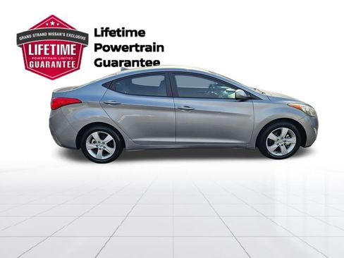 Used 2013 Hyundai Elantra GLS w/ Preferred Pkg image 7