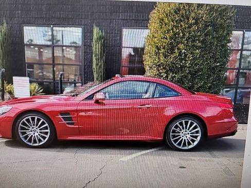Used 2019 Mercedes-Benz SL 550 SL 550 image 2