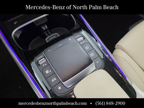 Used 2023 Mercedes-Benz GLB 250 image 20