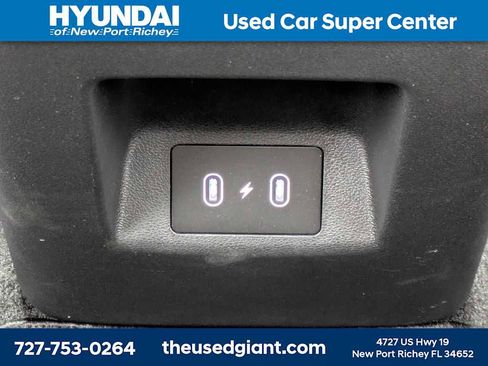 Certified 2025 Hyundai Tucson SEL FWD image 17