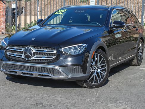 Used 2022 Mercedes-Benz E 450 4MATIC All-Terrain Wagon image 1