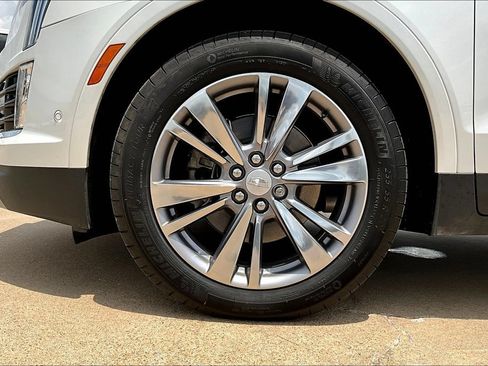 New 2025 Cadillac XT5 Premium Luxury w/ Technology Package AWD/4WD image 12