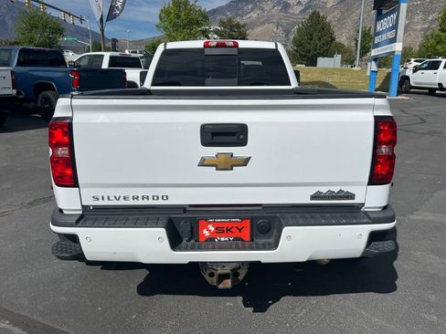 Used 2017 Chevrolet Silverado 3500 High Country w/ Duramax Plus Package AWD/4WD image 8