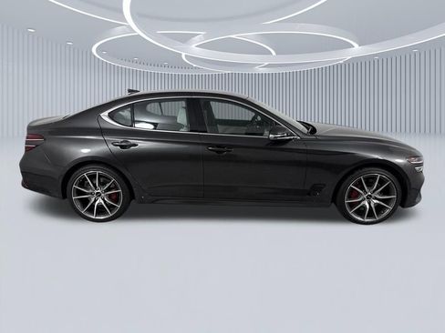 New 2025 Genesis G70 2.5T RWD image 2