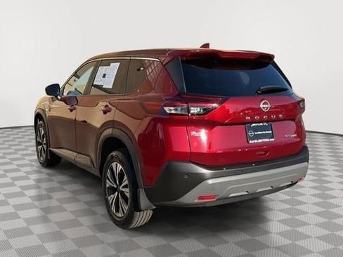 Used 2023 Nissan Rogue SV AWD/4WD image 5