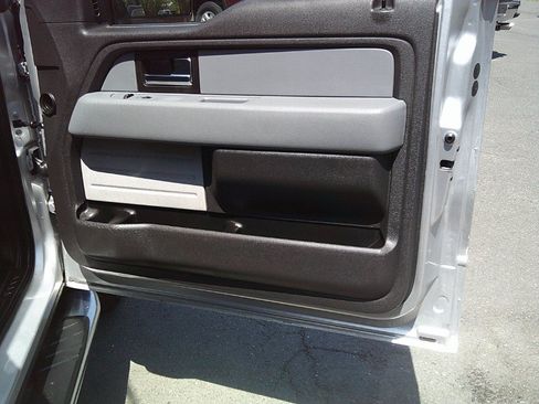 Used 2014 Ford F150 XLT w/ Equipment Group 302A Luxury AWD/4WD image 29