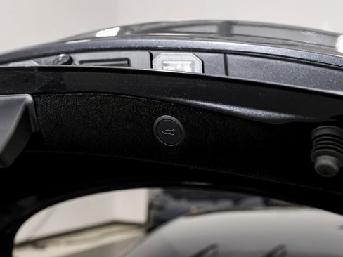 Used 2025 Tesla Model 3 Long Range image 46