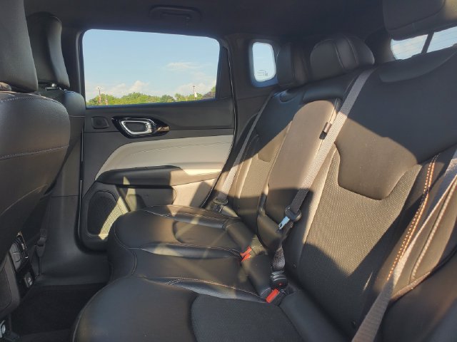 Used 2023 Jeep Compass Limited w/ Sun and Sound Group AWD/4WD image 28