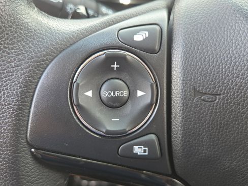 Used 2022 Honda HR-V EX-L image 24