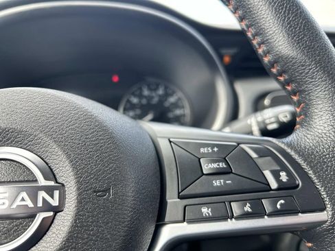 Used 2024 Nissan Kicks SR image 22