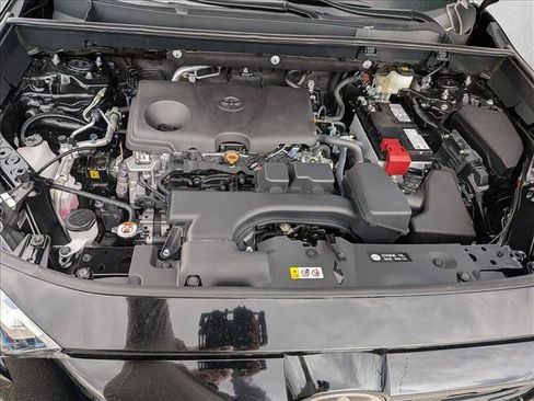 Certified 2025 Toyota RAV4 XLE w/ Convenience Package FWD image 15