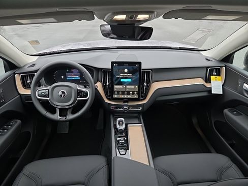 New 2026 Volvo XC60 B5 Core w/ Protection Package Premier image 5